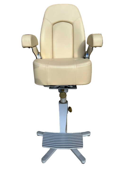 Yacht stuurstoel beige leder met inklapbare zitting en armleuningen NIEUW!!!compleet met 5 verstelbare zwaardvis poot.