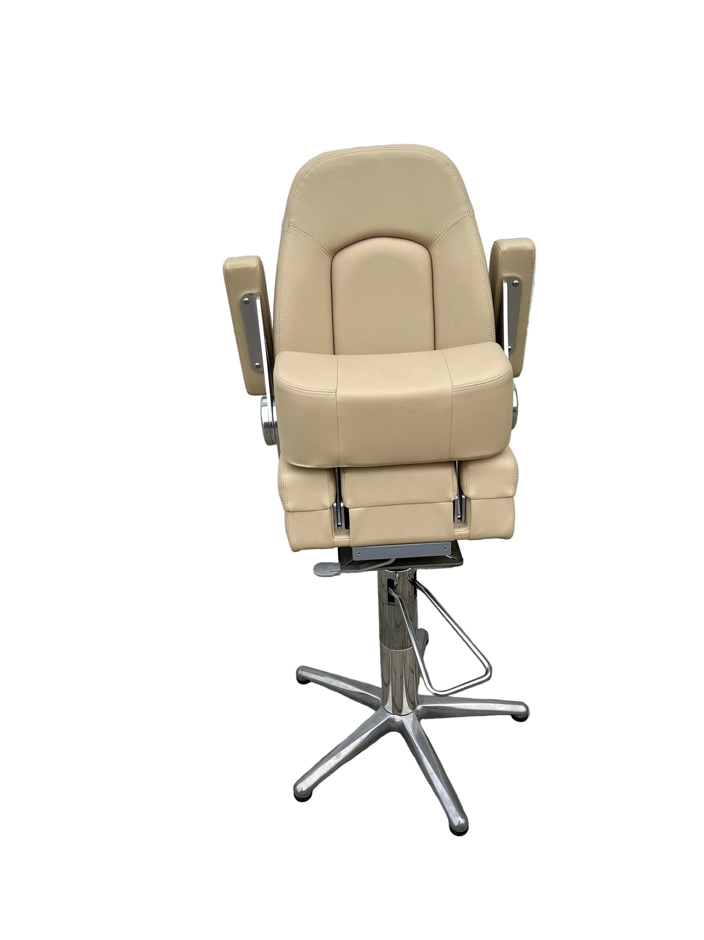 Yacht stuurstoel beige leder met inklapbare zitting en armleuningen compleet met 5 poot pneumatisch verstelbaar.
