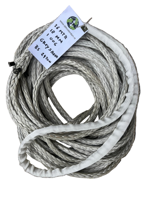Grey-Shark line Touw UHMPE - 1 oog 36 mtr 18 mm 24 Ton Meertouw Dyneema afgeleid